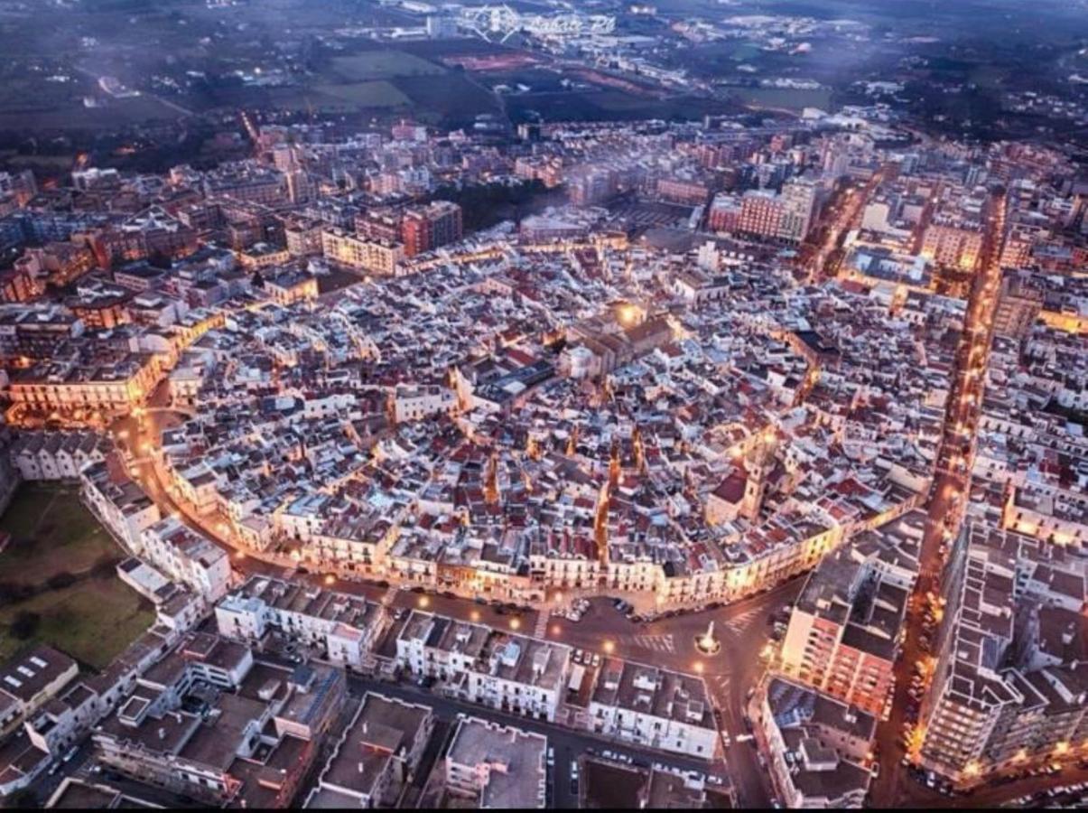 L'Angolo Di Gaudi, Alcoba Blanca Putignano Eksteriør billede